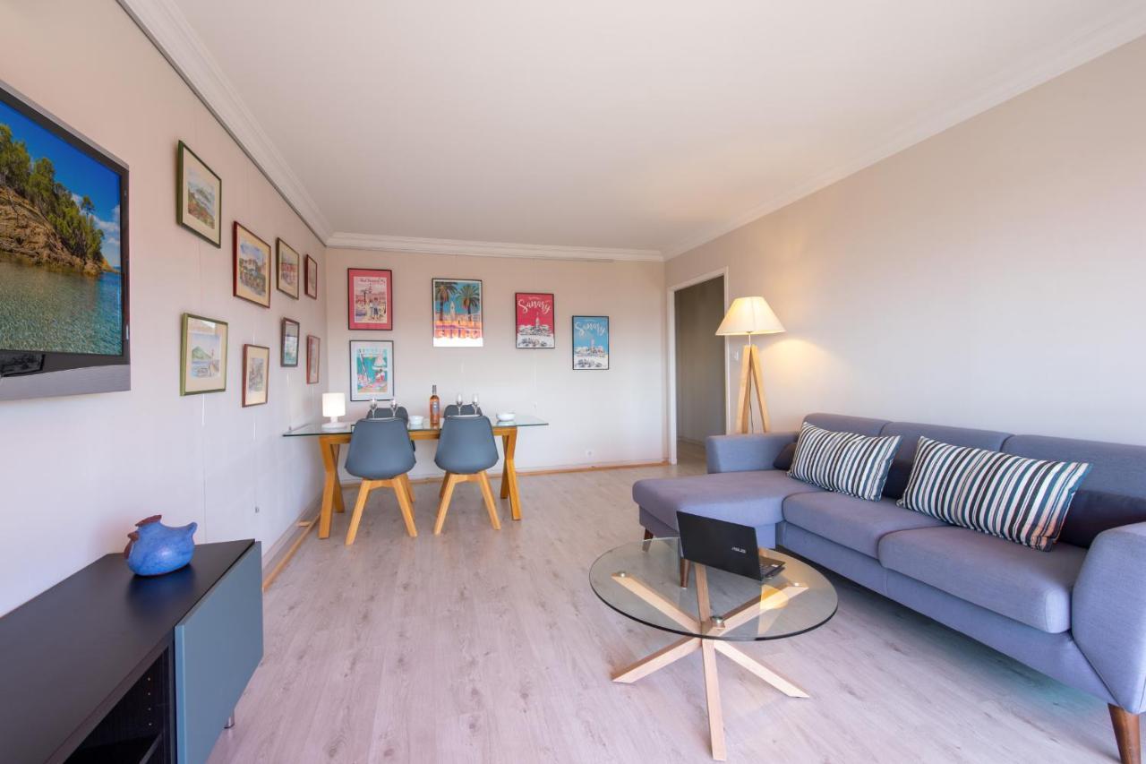 Le Cadet - Vue Panoramique Ville Et Baie De Sanary Sur Mer, Parking & Terrasse - 2 A 4 Pers Esterno foto